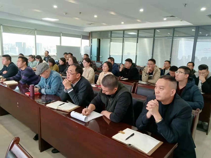 交流促进步 携手共成长——我公司组织全体员工开展财税知识专题培训(图2)